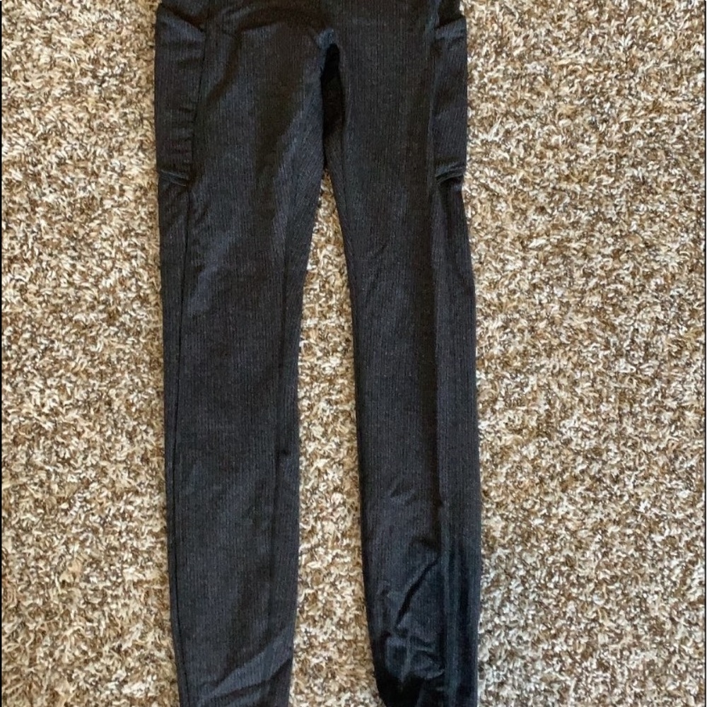 size 4 lulu leggings